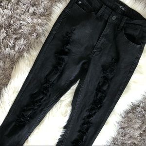 KanCan distressed ripped black jeans size 9 / 28